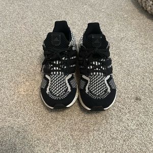 Black and White Adidas Ultra Boosts! Size 8